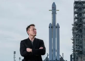 Investigan si cohete de Elon Musk habría perforado el borde del espacio