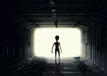 Exmilitares de EE.UU. dicen que se encontraron restos biológicos no humanos en naves