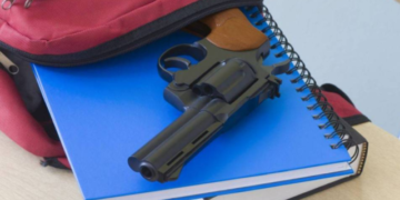 Dos menores de edad fueron sorprendidos portando armas traumáticas en Armenia