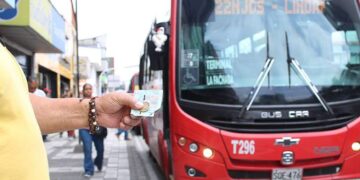 Usuarios de bus en Armenia se quejan por “aumento exagerado” en el pasaje