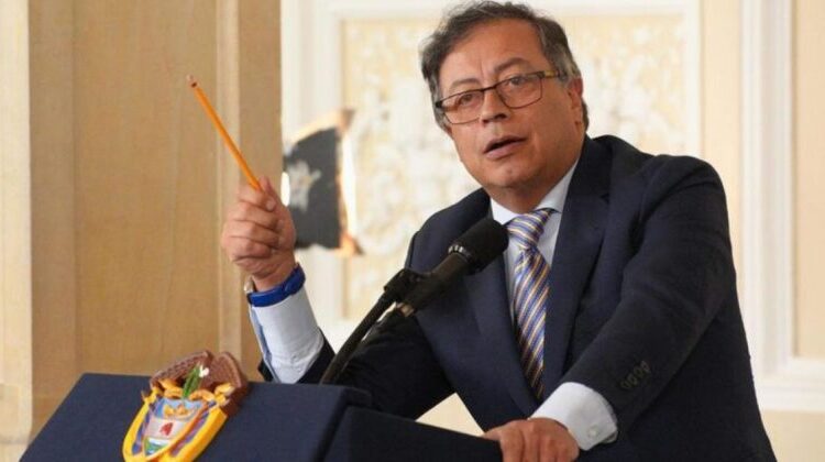Gustavo Petro niega un interés en reelección al impulsar la Asamblea Nacional Constituyente