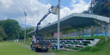 Iluminación en el estadio de Génova, un impulso para el deporte nocturno y la seguridad comunitaria