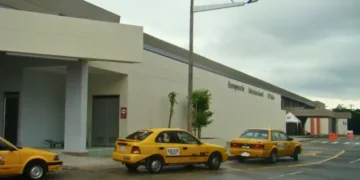 Pacto para eliminar la Planilla Única de Viaje para taxis hacia el Aeropuerto El Edén