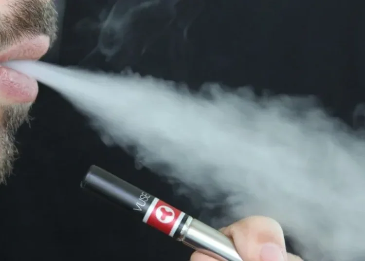 Estos son los lugares donde queda prohibido el uso de vapeadores tras sanción de ley