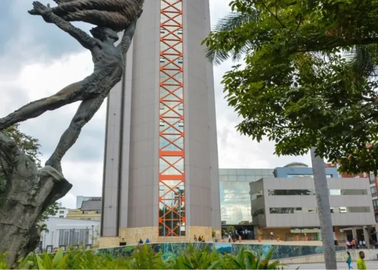 Gobierno del Quindío actúa contra presunta estafa de empleos para docentes y administrativos