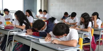 Golpe para el Gobierno: se hundió la reforma a la educación