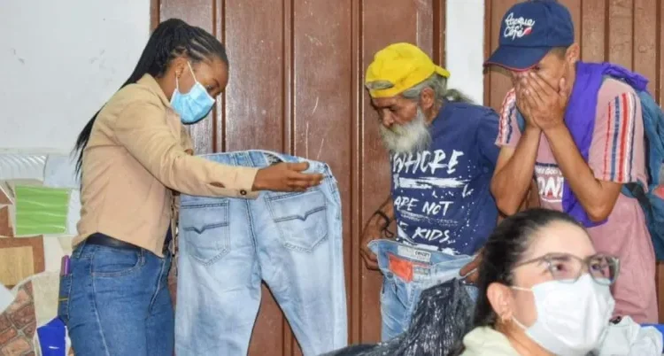 Nueva estrategia fomenta la donación responsable para ayudar a las personas sin hogar