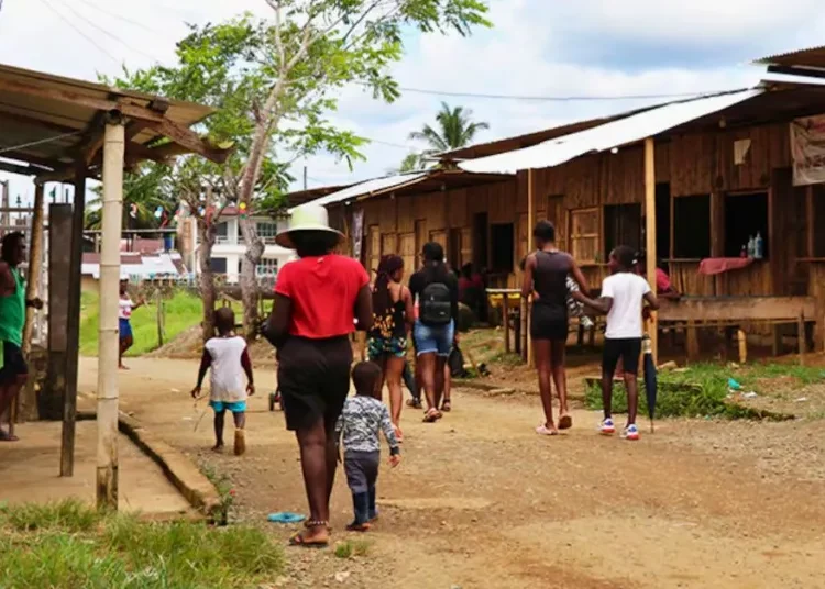 En Colombia, 1.6 millones de personas salieron de la pobreza en 2023