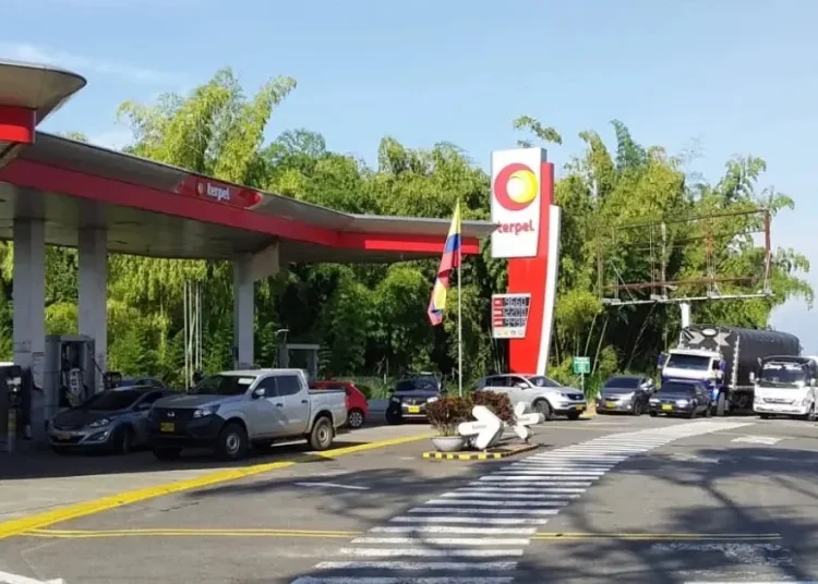 Consumo de gasolina en Armenia disminuyó: un impacto del 6.27% en 6 meses