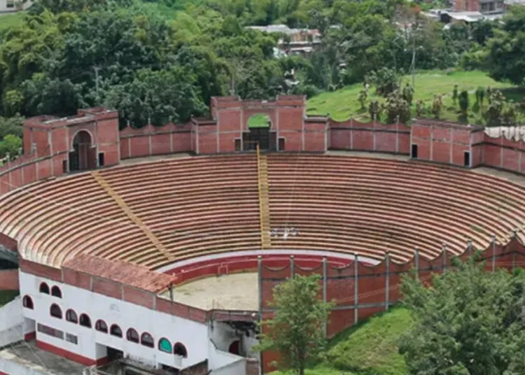 Cultura y turismo: renovar el parque El Bosque y la antigua Plaza de Toros