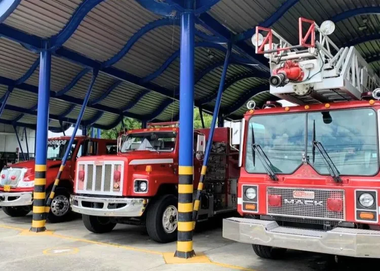 Quindío potencia a sus Bomberos: nuevas inversiones en equipos y telecomunicaciones