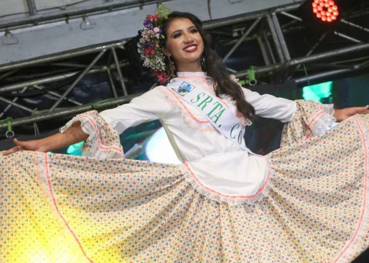 Abren inscripciones para el 28º Reinado de la Chapolera en Armenia