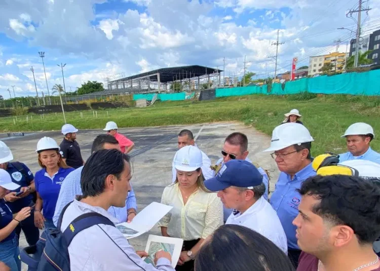 Ministerio del Deporte verifica avances en mega obras deportivas del Quindío