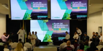 Presentan la fase final del Plan de Desarrollo 2024-2027 para Armenia