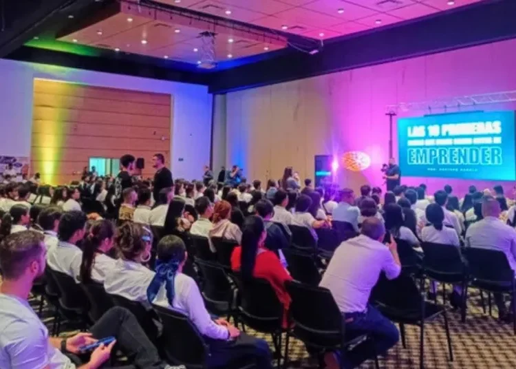 Estudiantes del Quindío presentan sus proyectos en el ‘Festival Emprende’