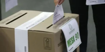 Estudio revela que la consulta presidencial de la derecha genera mayor interés entre los votantes colombianos