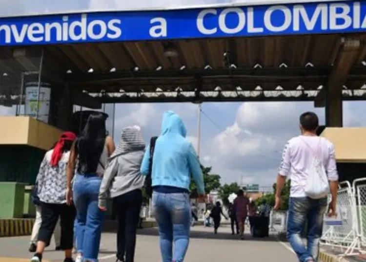 Colombia regula migración venezolana con nueva Visa V-Visitante Especial