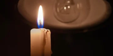 Contraloría advierte inminente riesgo de racionamiento de energía en Colombia