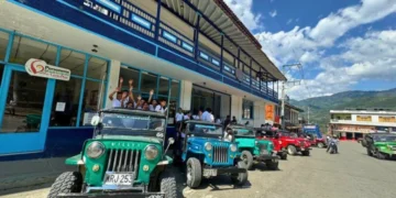 Estudiantes rurales de Génova contarán con transporte escolar garantizado en 2025