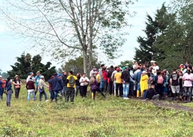 Decenas de campesinos invadieron predio de la Posada Alemana en el Quindío