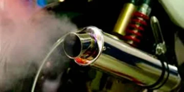 Freno a motociclistas bullosos con nueva Ley Anti Ruido. Hay multas e inmovilización