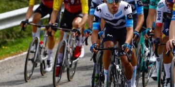 Vuelta a Asturias, con el quindiano Diego Pescador integrando el Movistar Team