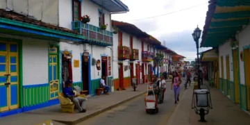 Advierten sobre falsos encuestadores en Salento