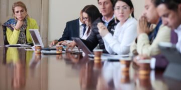 Comisión Nacional analiza avances y estrategias de seguridad y convivencia en el fútbol colombiano